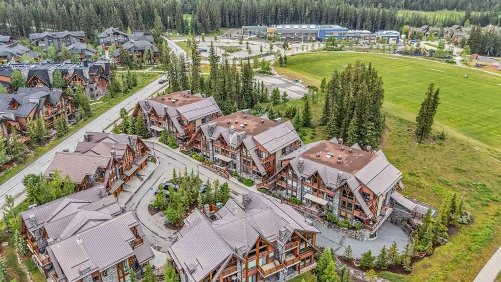 2100B STEWART CREEK Drive, #201