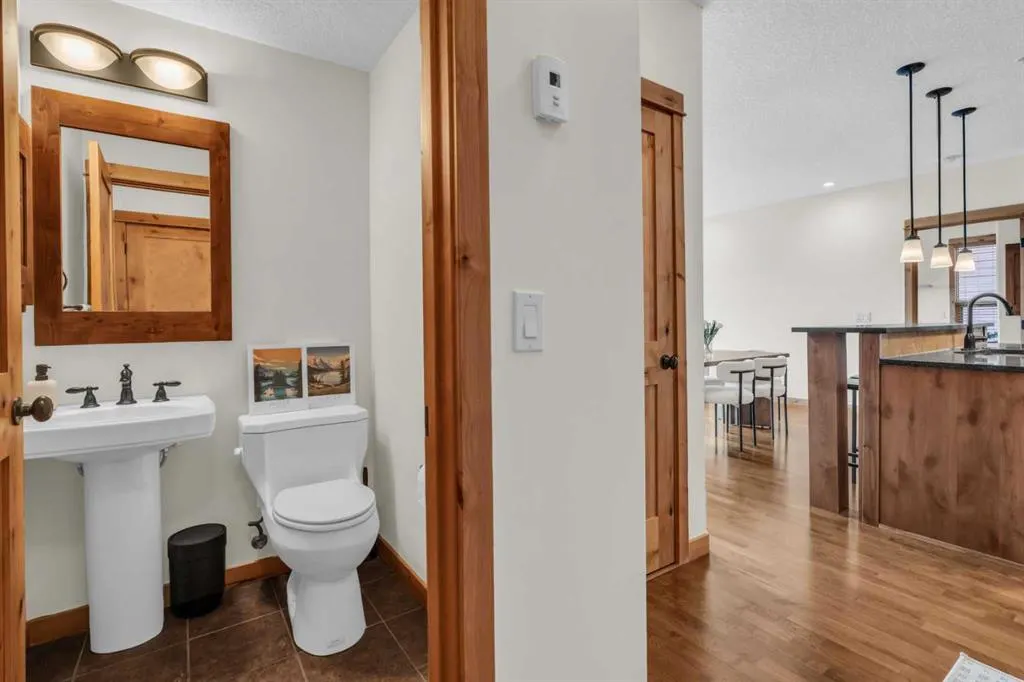 2100B STEWART CREEK Drive, #201