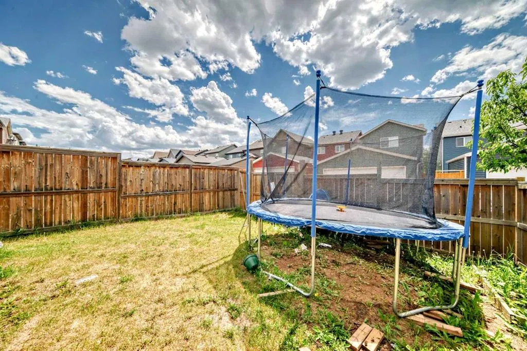 62 Evansridge Crescent NW