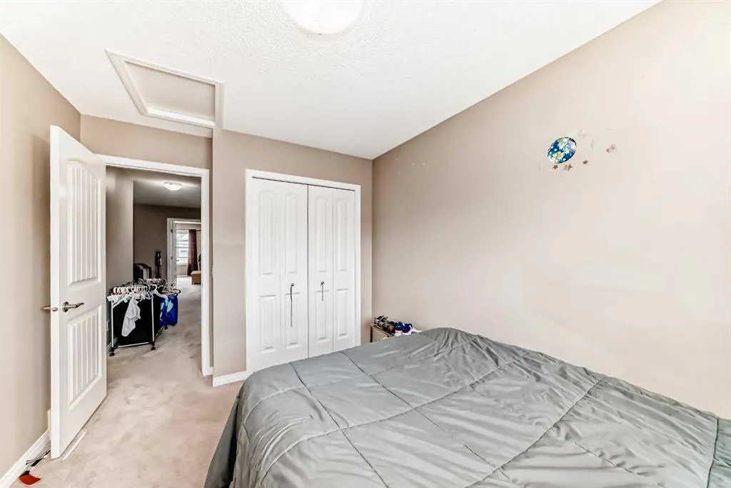 62 Evansridge Crescent NW