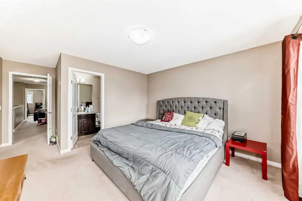 62 Evansridge Crescent NW