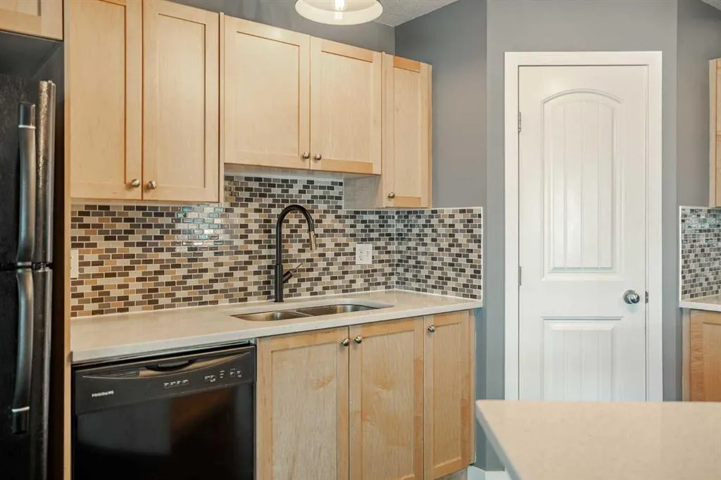60 Panatella Landing, #106