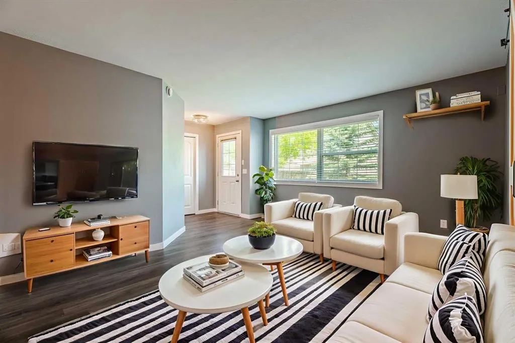 60 Panatella Landing, #106