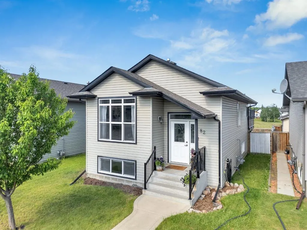 82 Hinshaw Drive W