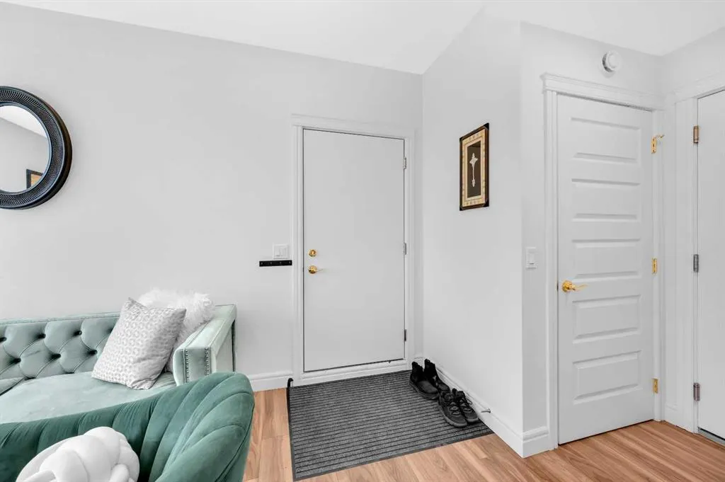 10060 46 Street NE, #208