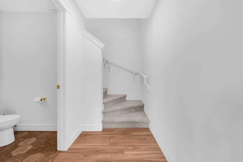 10060 46 Street NE, #208