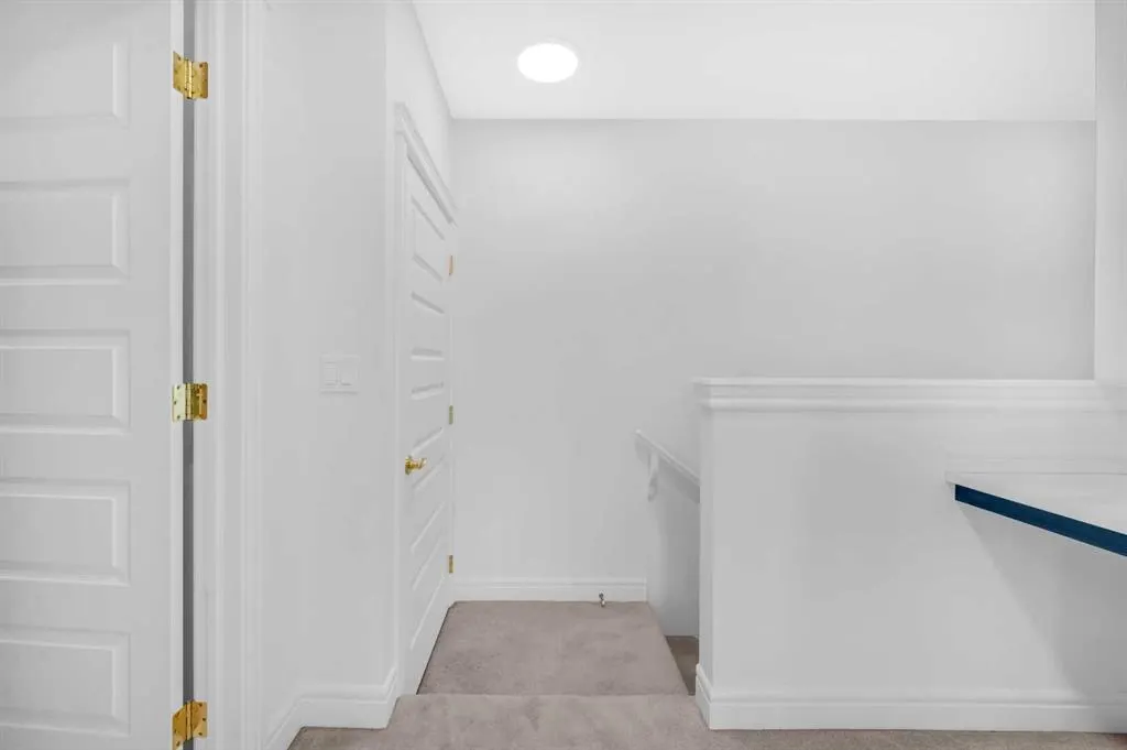10060 46 Street NE, #208