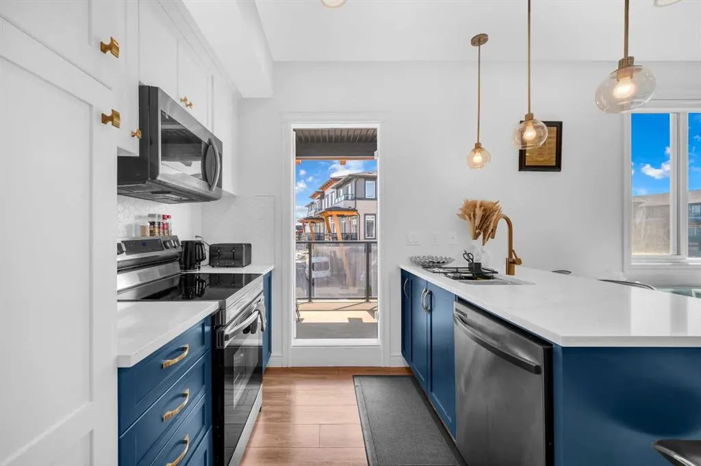 10060 46 Street NE, #208