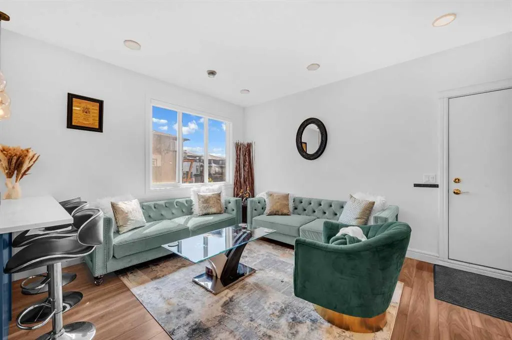 10060 46 Street NE, #208