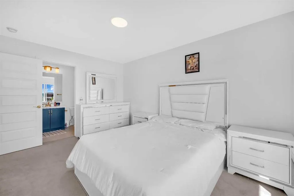 10060 46 Street NE, #208