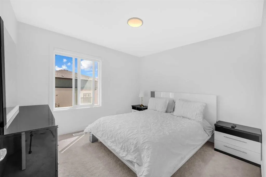 10060 46 Street NE, #208