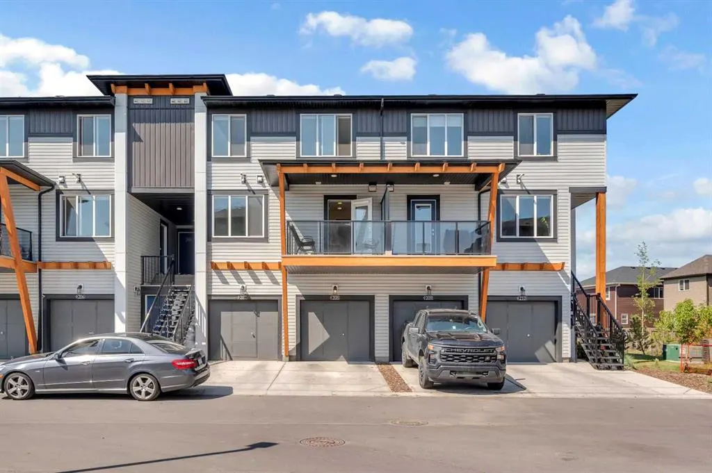 10060 46 Street NE, #208