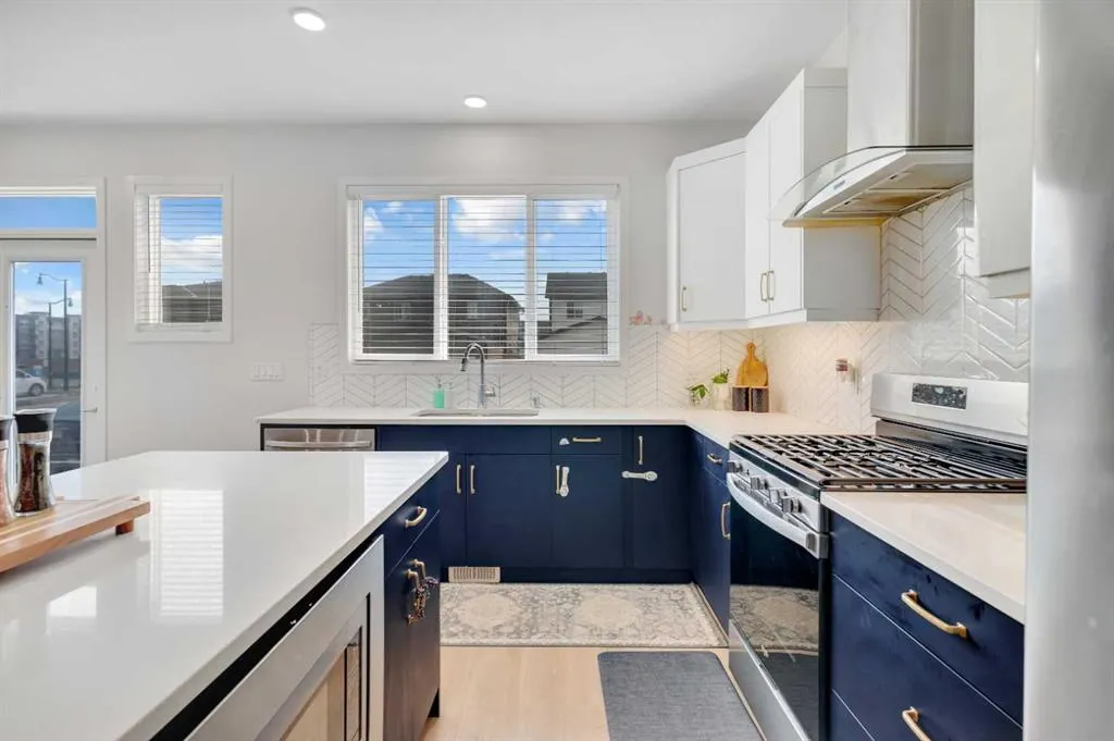 190 Dawson Harbour Rise