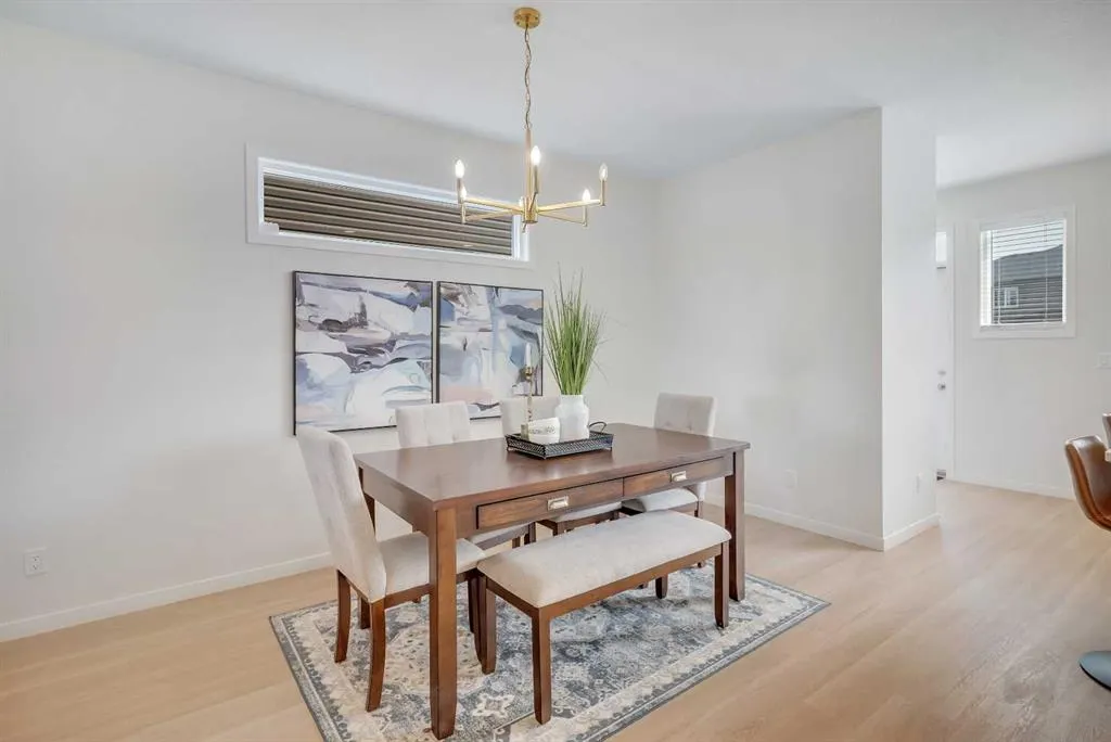 190 Dawson Harbour Rise