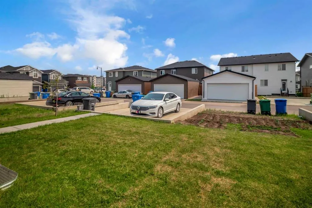 190 Dawson Harbour Rise