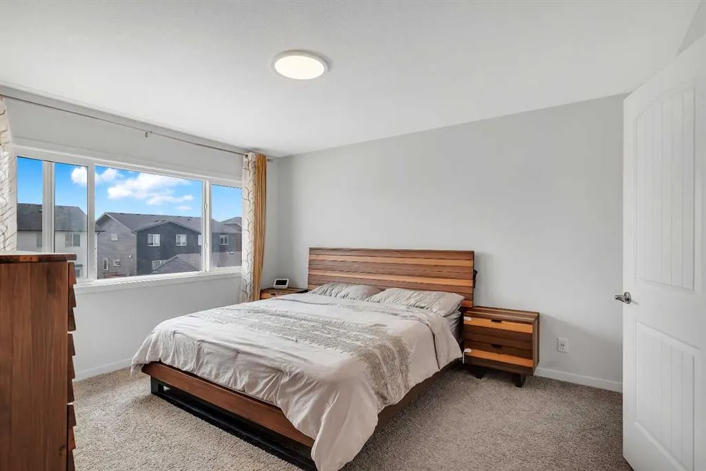 190 Dawson Harbour Rise