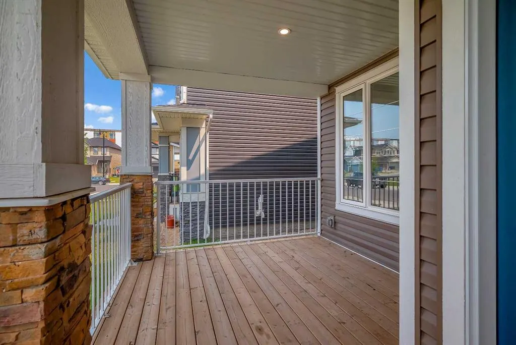 190 Dawson Harbour Rise
