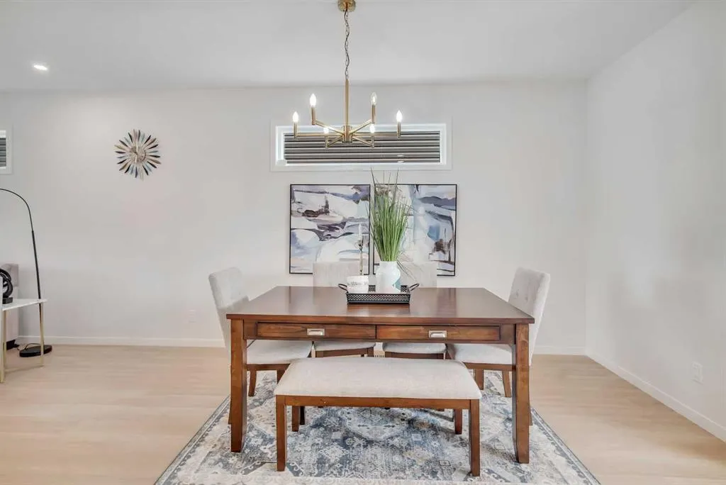 190 Dawson Harbour Rise