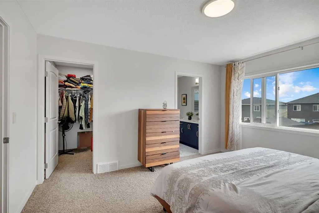 190 Dawson Harbour Rise