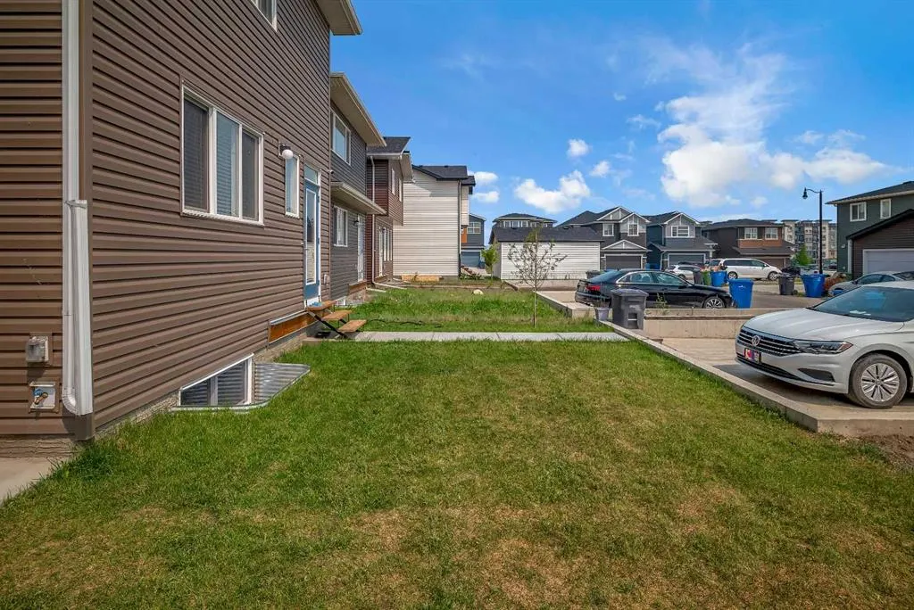 190 Dawson Harbour Rise