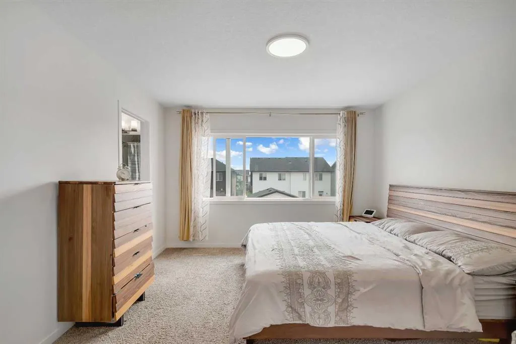 190 Dawson Harbour Rise
