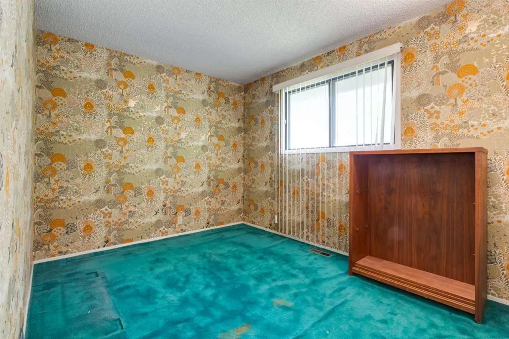 300 Edgehill Drive NW