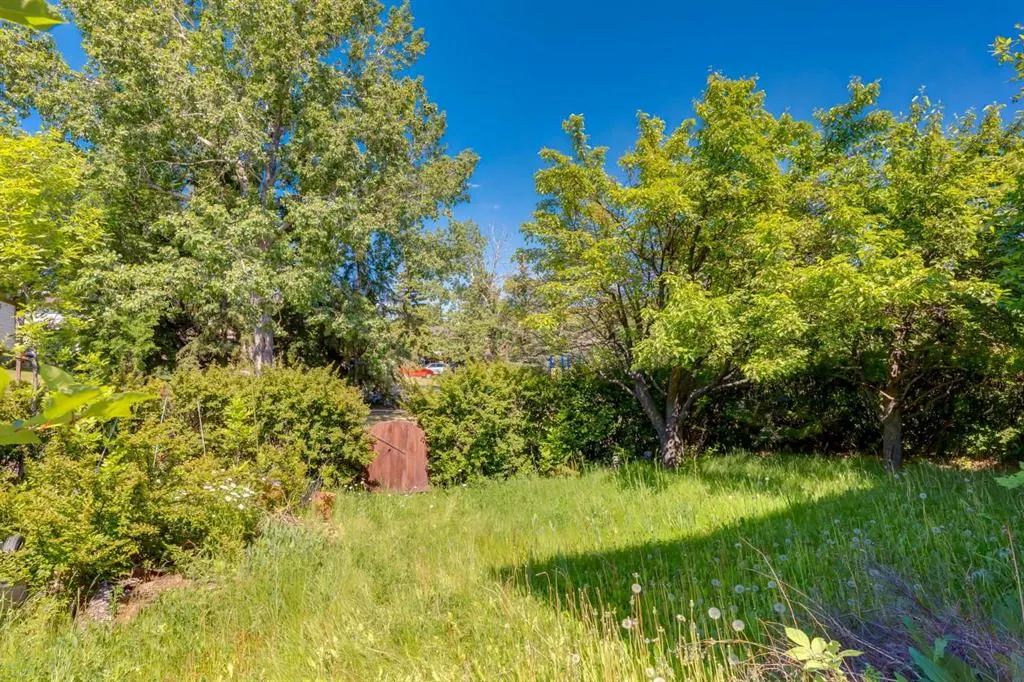 300 Edgehill Drive NW