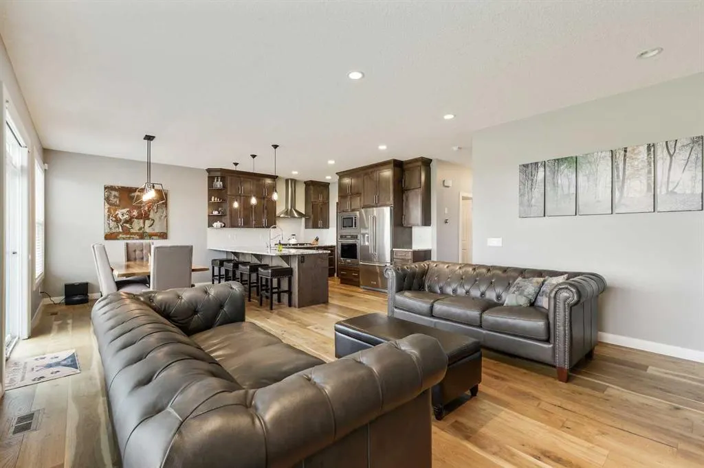 260 Boulder Creek Crescent SE