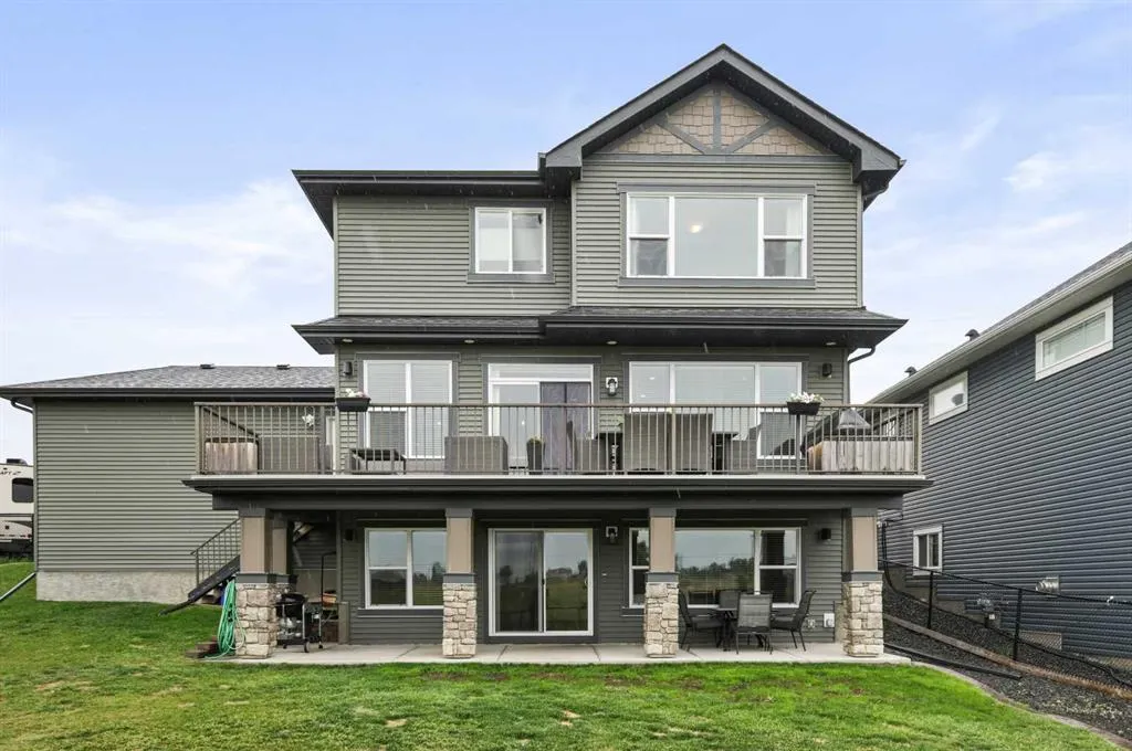 260 Boulder Creek Crescent SE