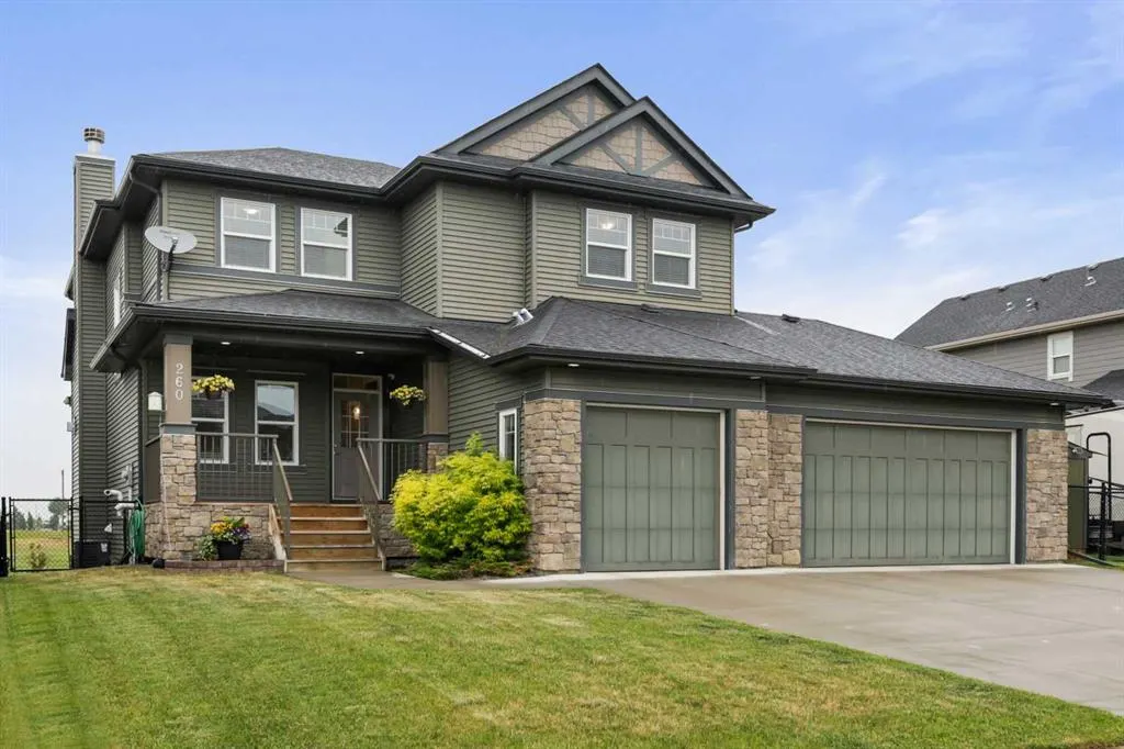 260 Boulder Creek Crescent SE
