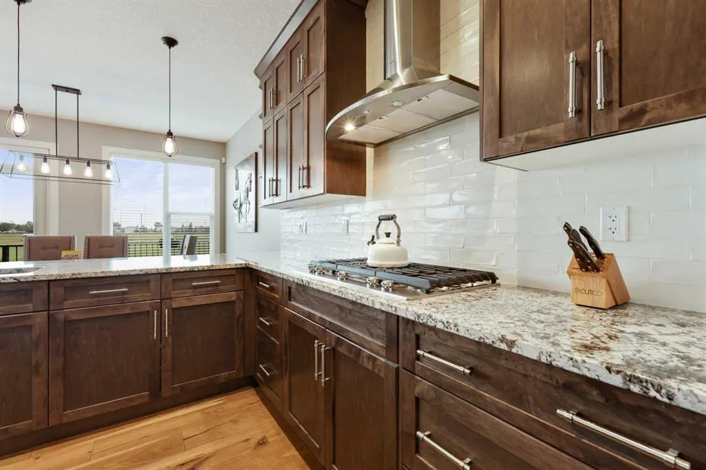 260 Boulder Creek Crescent SE