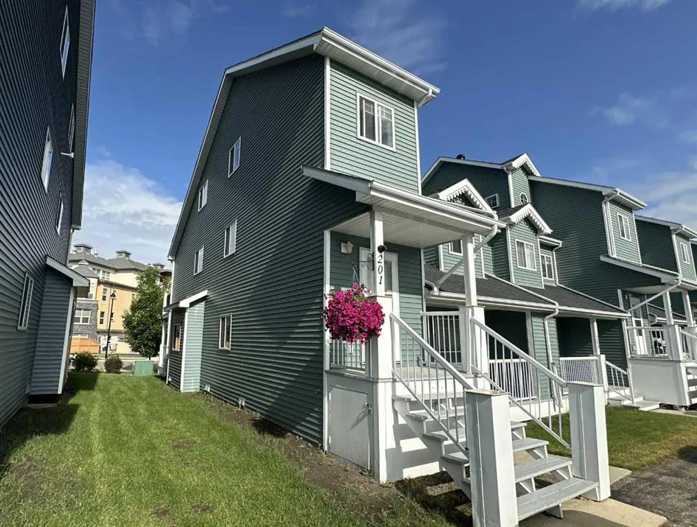 5220 50A Avenue, #201