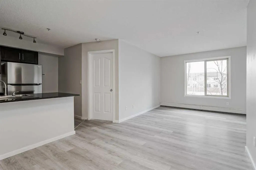 355 Taralake Way NE, #208