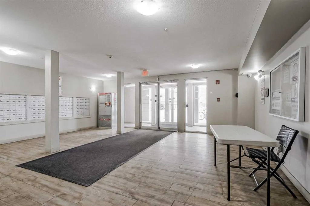 355 Taralake Way NE, #208