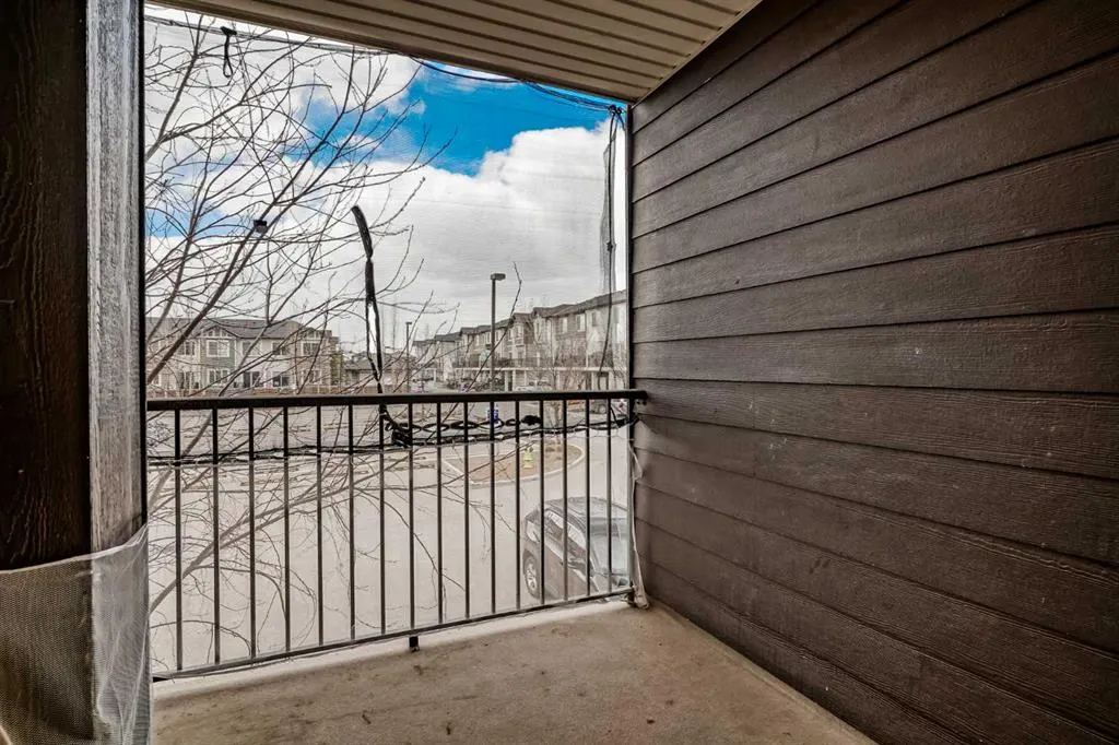 355 Taralake Way NE, #208
