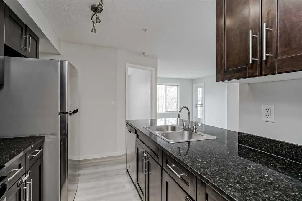 355 Taralake Way NE, #208