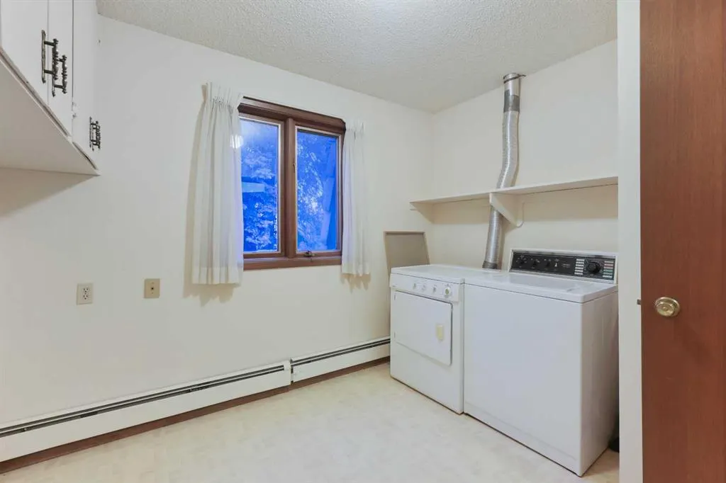 281141 TOWNSHIP ROAD 274