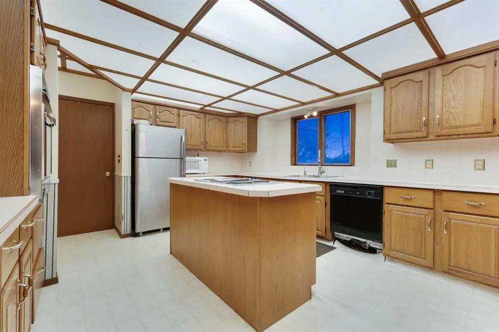 281141 TOWNSHIP ROAD 274