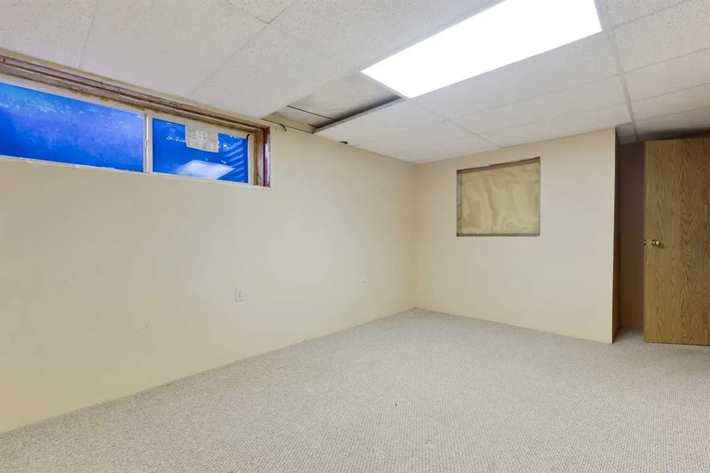 281141 TOWNSHIP ROAD 274