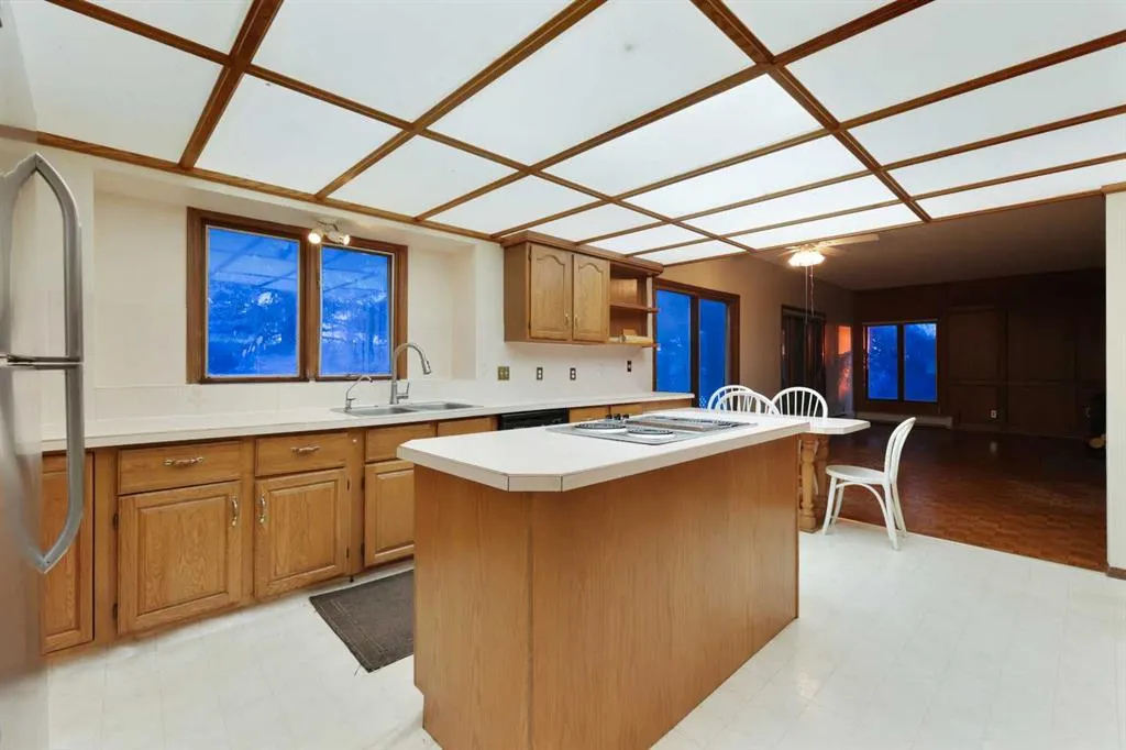 281141 TOWNSHIP ROAD 274