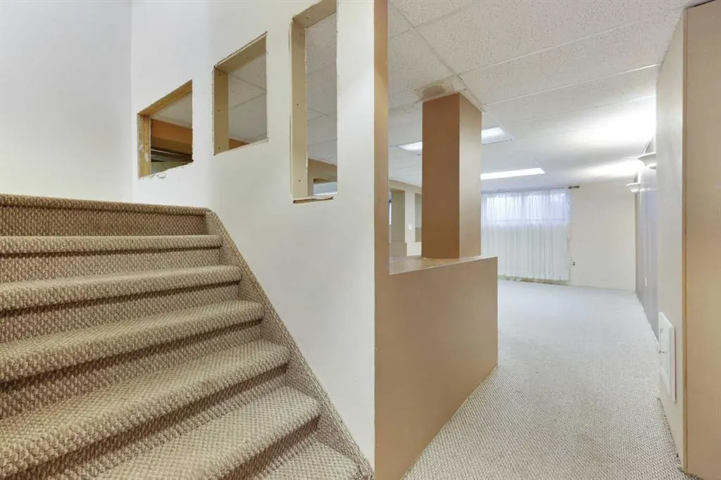 281141 TOWNSHIP ROAD 274