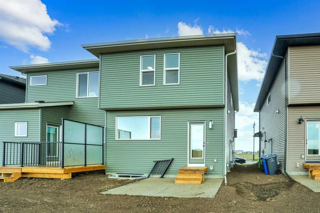 3483 chestermere Boulevard