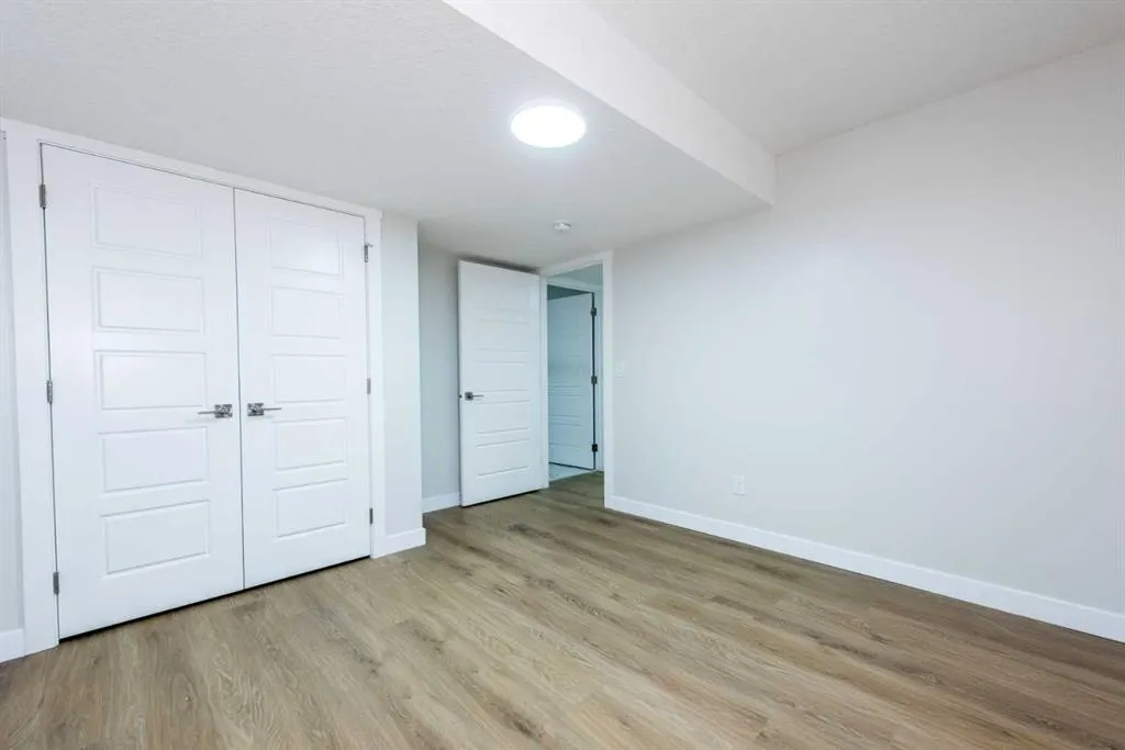 568 Legacy Circle SE