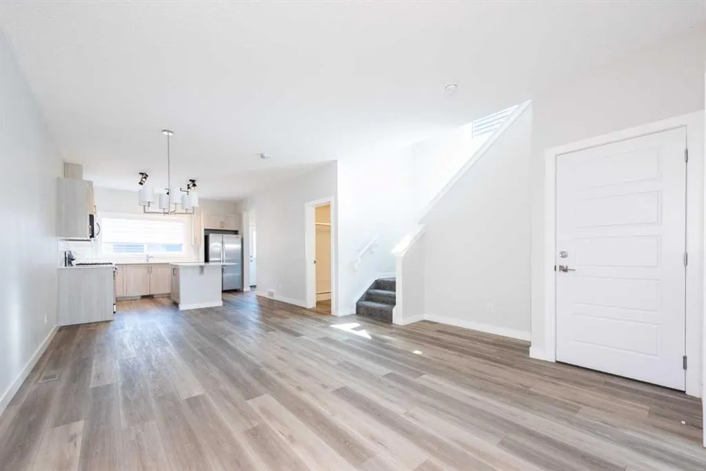 568 Legacy Circle SE
