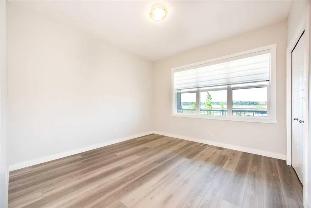 568 Legacy Circle SE