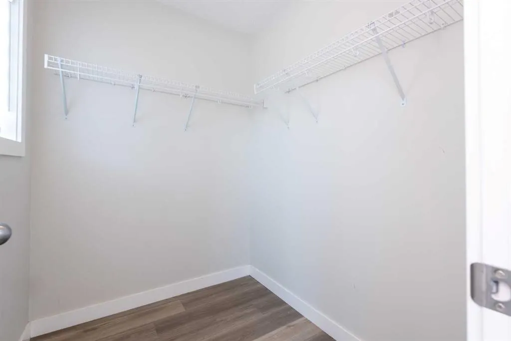 568 Legacy Circle SE