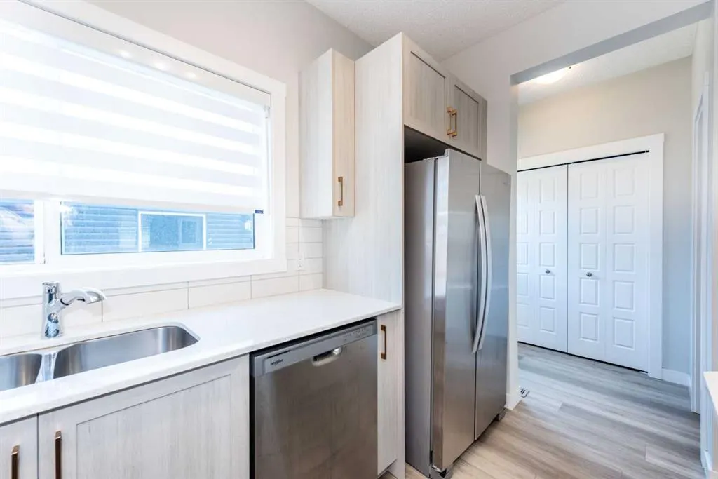568 Legacy Circle SE
