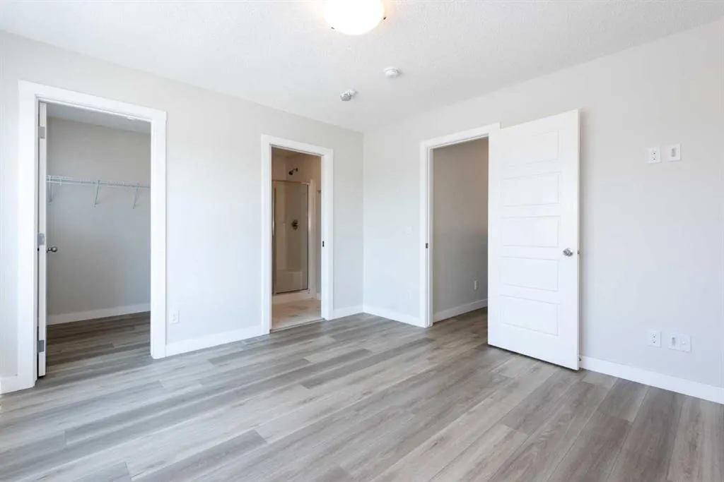 568 Legacy Circle SE