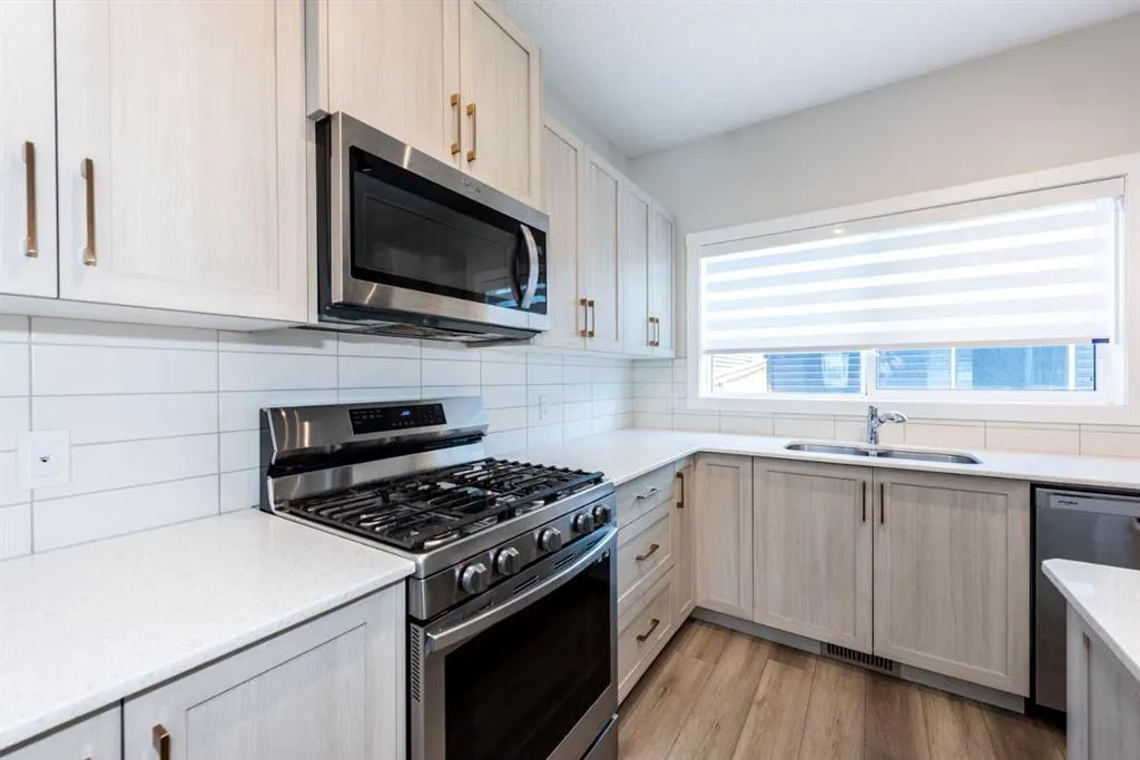 568 Legacy Circle SE