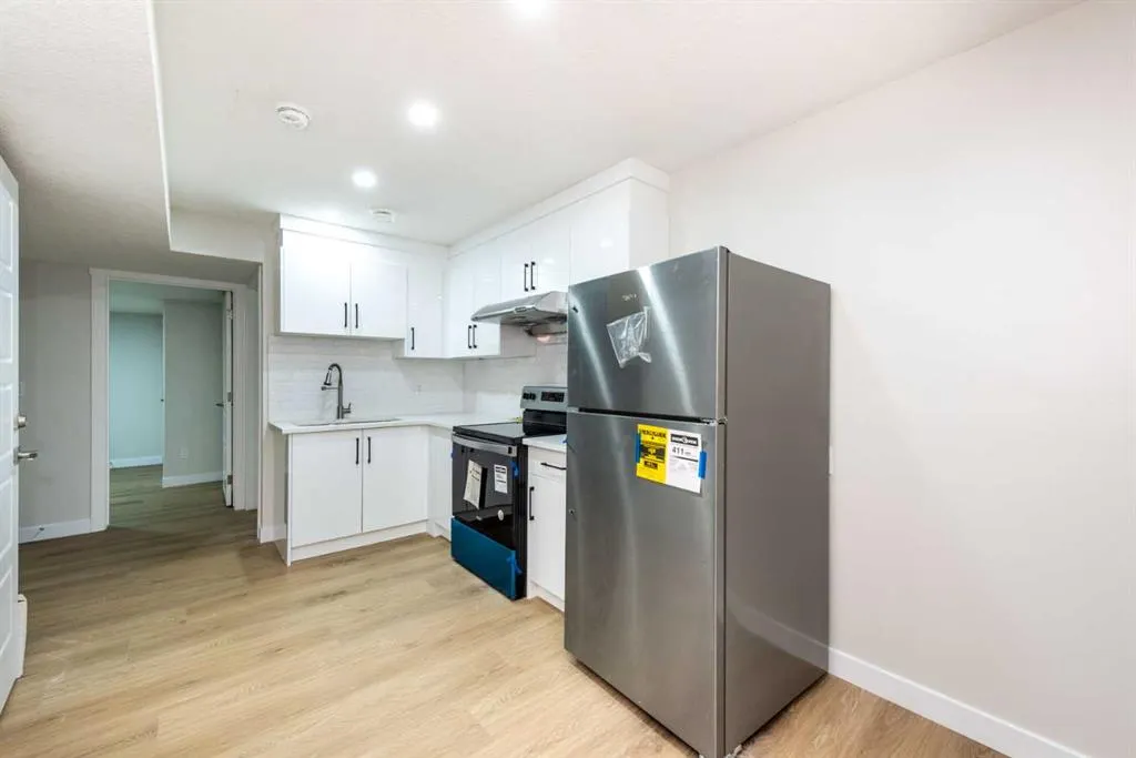 568 Legacy Circle SE